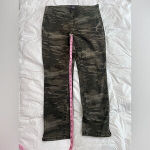 NYDJ Green Skinny Jeans with Distressed Look